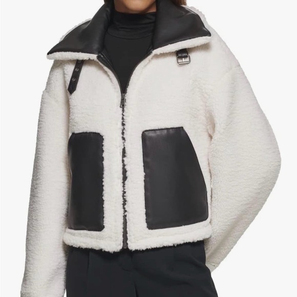 Levi's Jackets & Blazers - Levi's Reversible Teddy Jacket M White Black